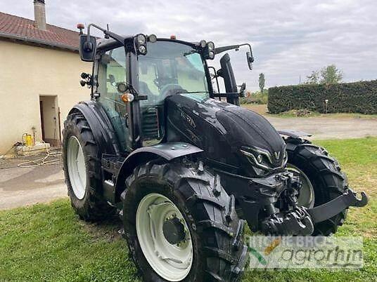 Valtra G125V Traktoriai