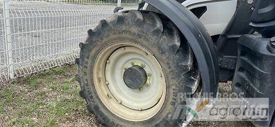 Valtra N135D Traktoriai