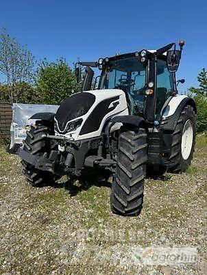 Valtra N155 DIRECT Traktoriai