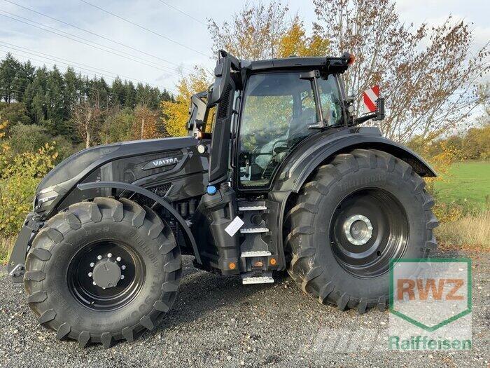 Valtra Q305 Traktoriai