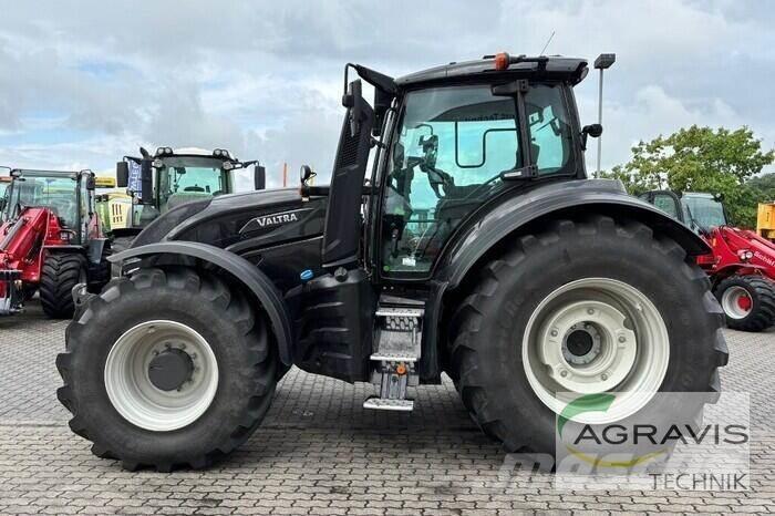 Valtra T 235 D Traktoriai