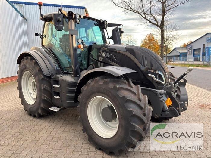 Valtra T 235 D Traktoriai