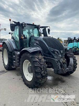 Valtra T234 VERSU Traktoriai