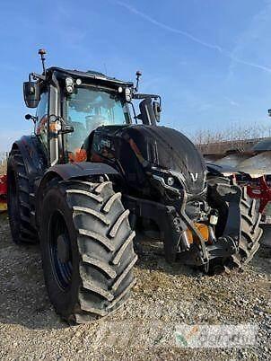 Valtra T235 Diect Traktoriai