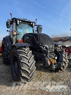 Valtra T235 Diect Traktoriai