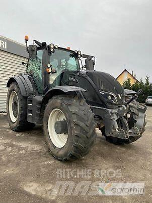 Valtra T254V Traktoriai