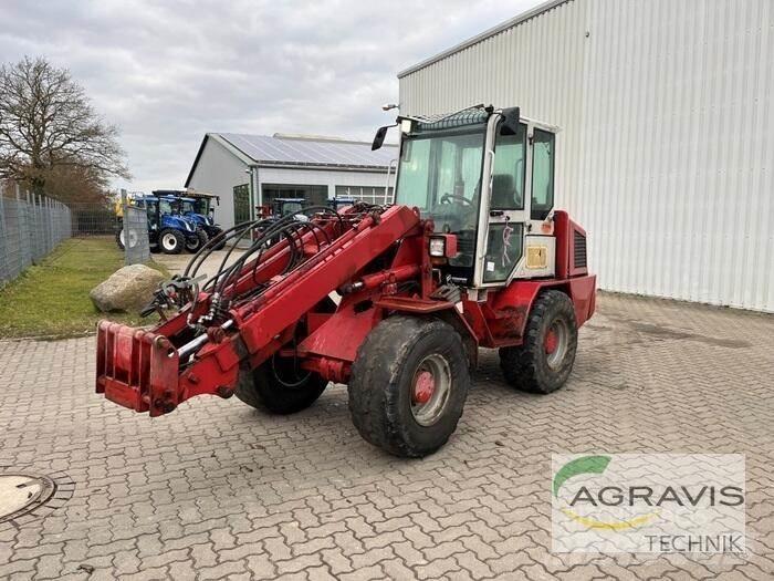 Weidemann 4004 Naudoti ratiniai krautuvai