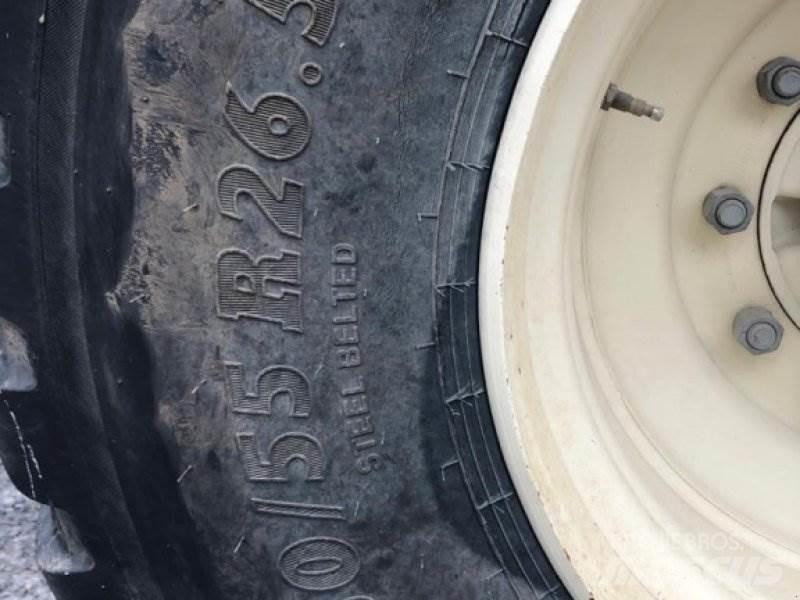 Beco Maxxim 260 Savivarčių priekabų vilkikai