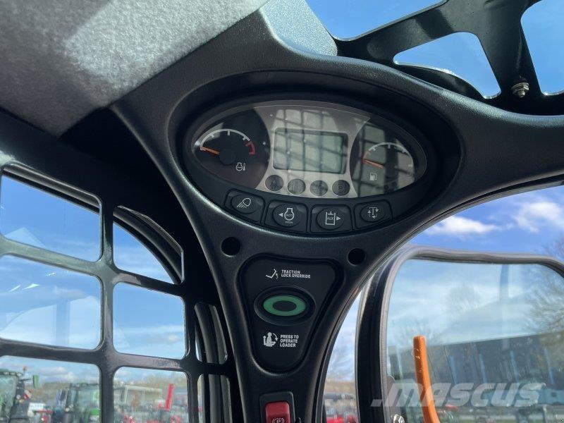 Bobcat T450 E Krautuvai su šoniniu pasukimu