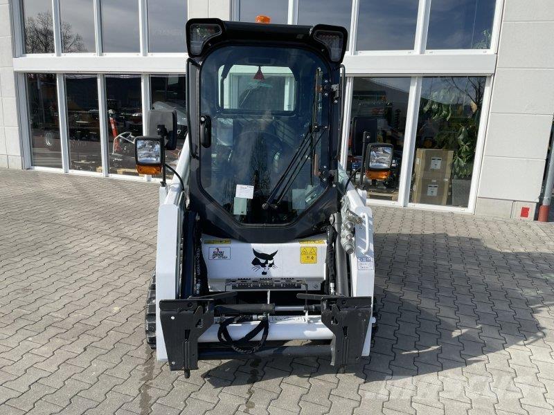 Bobcat T450 E Krautuvai su šoniniu pasukimu
