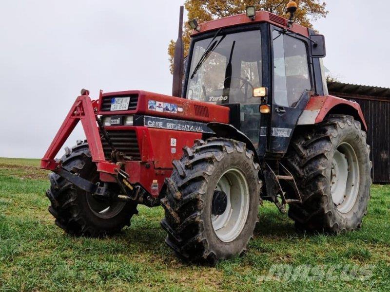 Case IH 844 XL Traktoriai