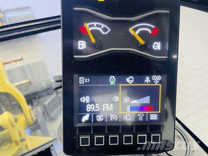 CAT 301.8-05A Ratiniai ekskavatoriai