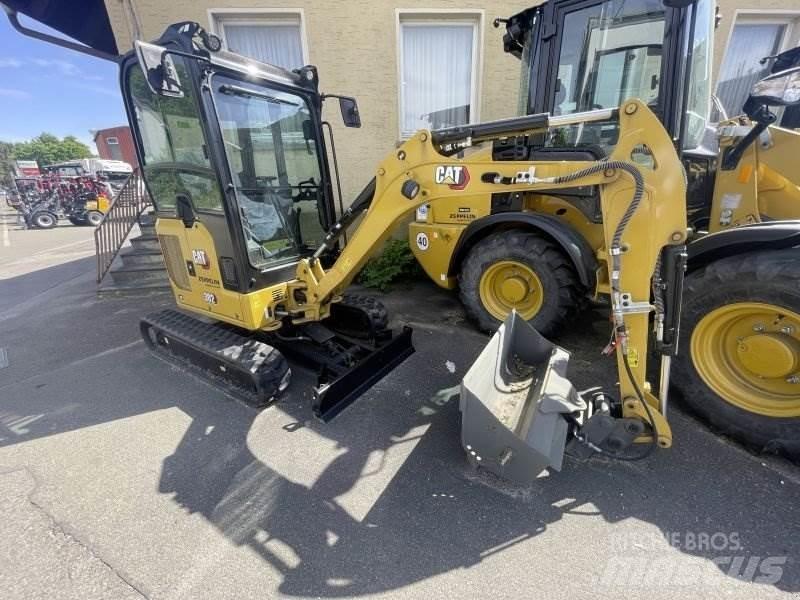 CAT 302CR-05A Mini ekskavatoriai < 7 t