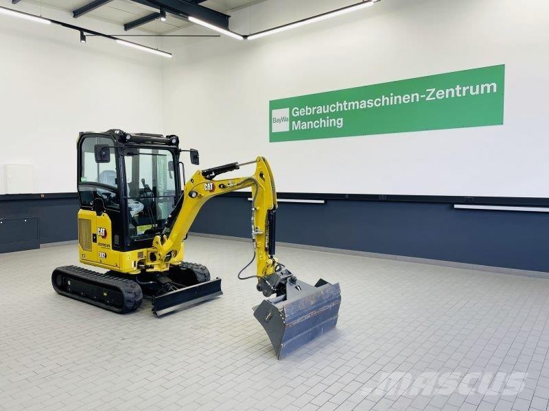 CAT 302CR-05A Ratiniai ekskavatoriai