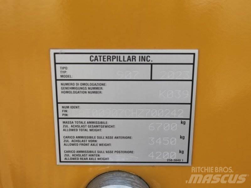 CAT 907 Naudoti ratiniai krautuvai