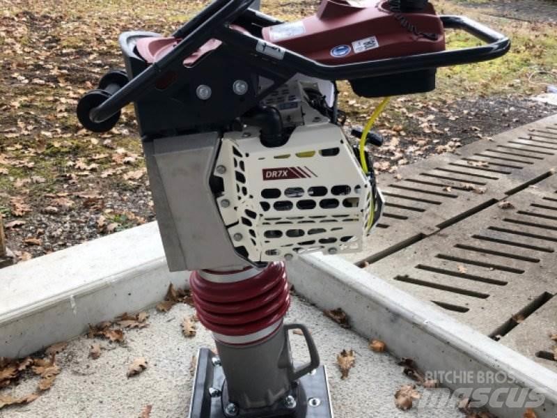 Dynapac DR7X Plūktuvai