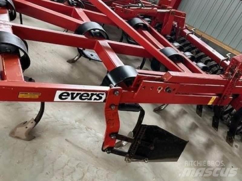 Evers Tarpan Kultivatoriai