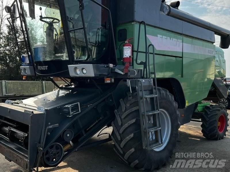 Fendt 5225 E Derliaus nuėmimo kombainai