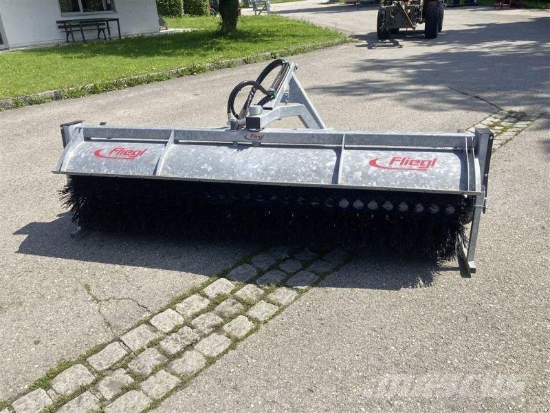 Fliegl TYP 700 Šlavimo technika
