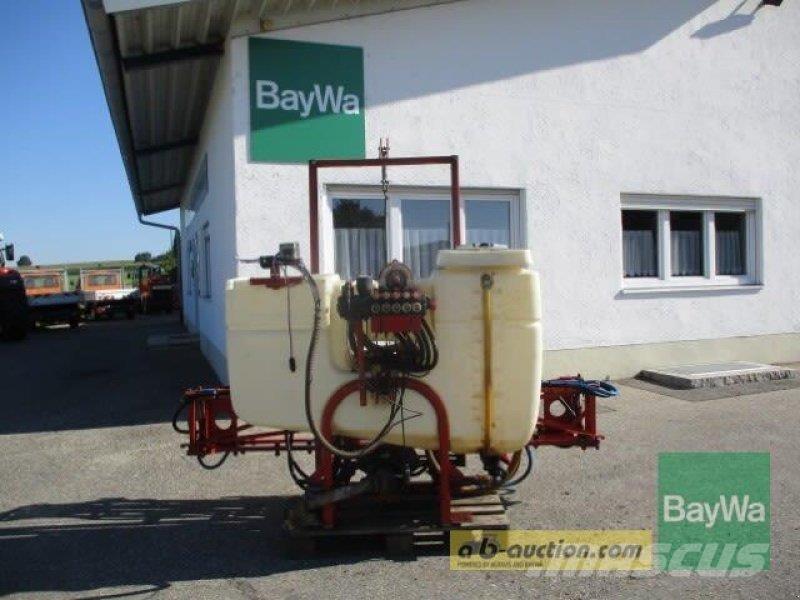  IS 600 #995 Mėšlo barstytuvai