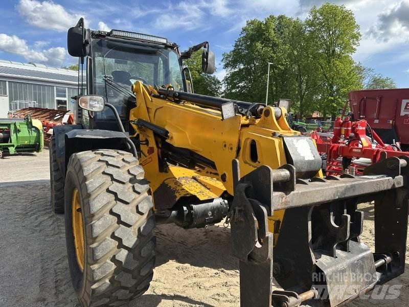 JCB TM 320 S Naudoti ratiniai krautuvai