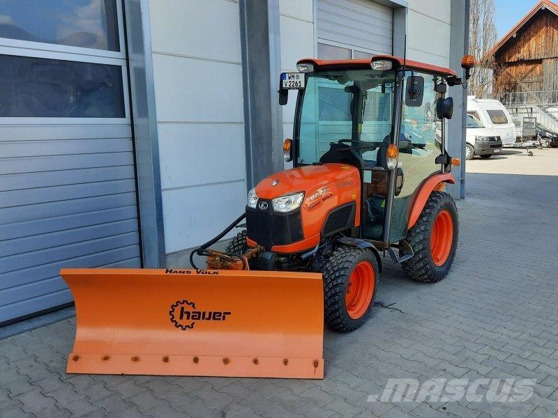 Kubota B2231 Naudoti kompaktiški traktoriai