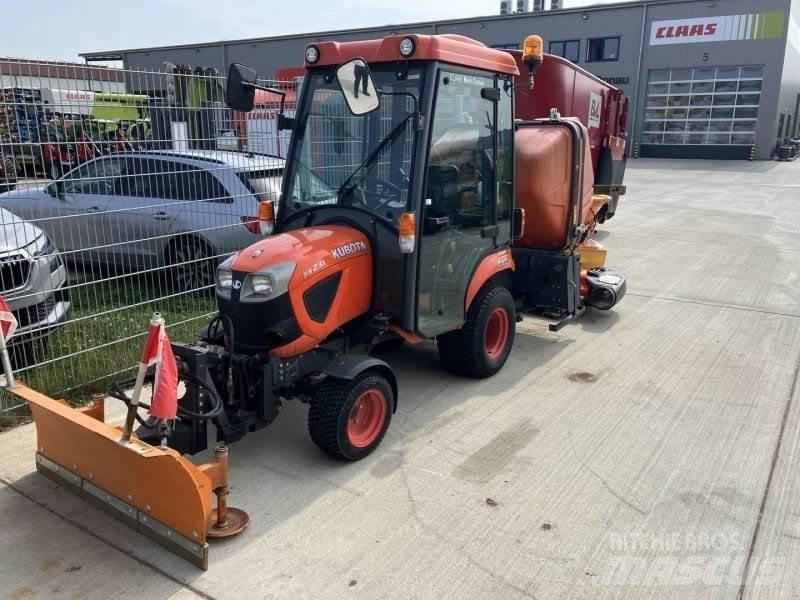 Kubota BX231 Naudoti kompaktiški traktoriai