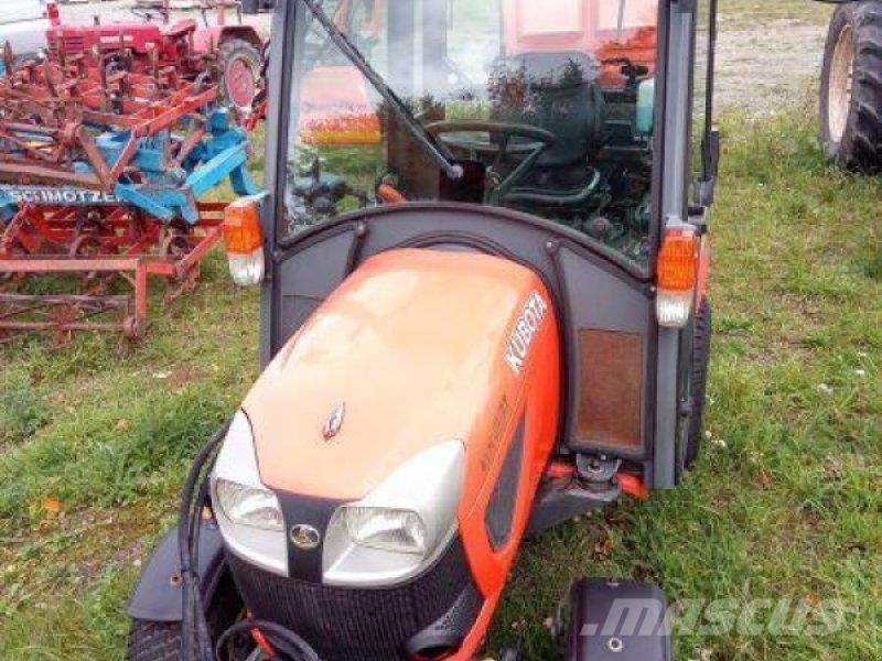 Kubota BX231 Naudoti kompaktiški traktoriai