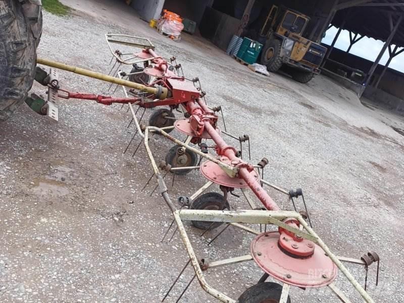 Kuhn GF 671 Šieno grėbliai ir vartytuvai