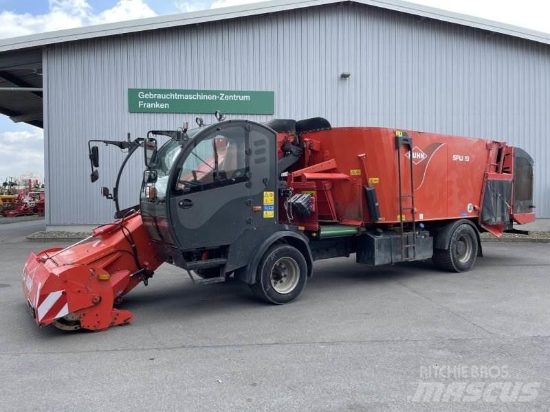 Kuhn SPW 19 Pašarų maišytuvai-dalytuvai