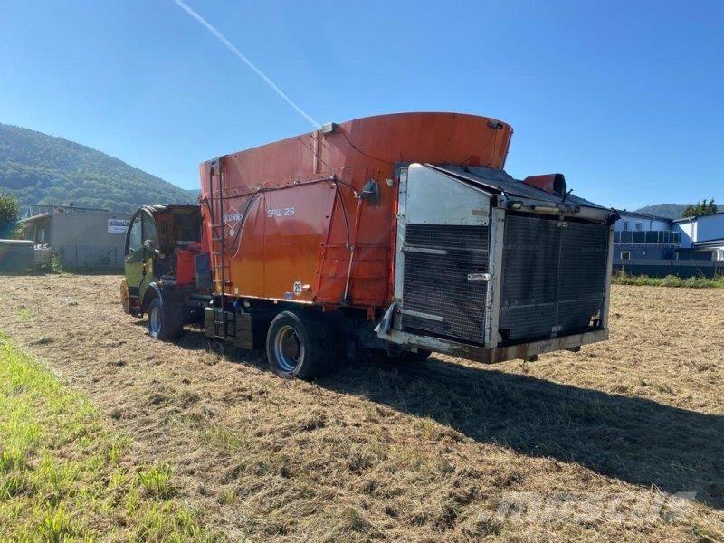 Kuhn SPW 25 Pašarų maišytuvai-dalytuvai
