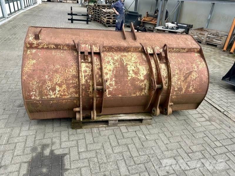 O&K L 18 Naudoti ratiniai krautuvai