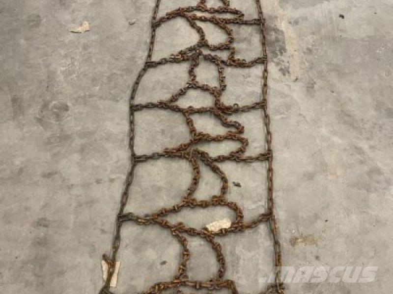  SCHNEEKETTEN Grandinės, vikšrai, važiuoklės