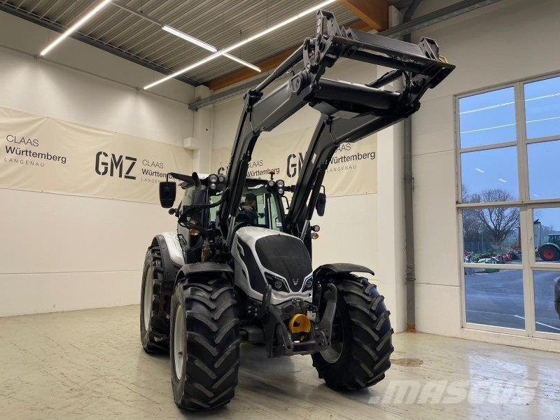 Valtra N154 Traktoriai