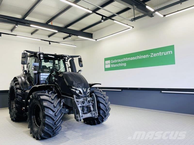 Valtra Q285 Traktoriai