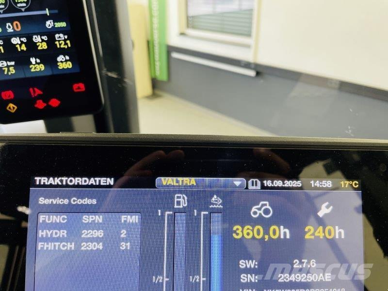 Valtra Q305 Traktoriai