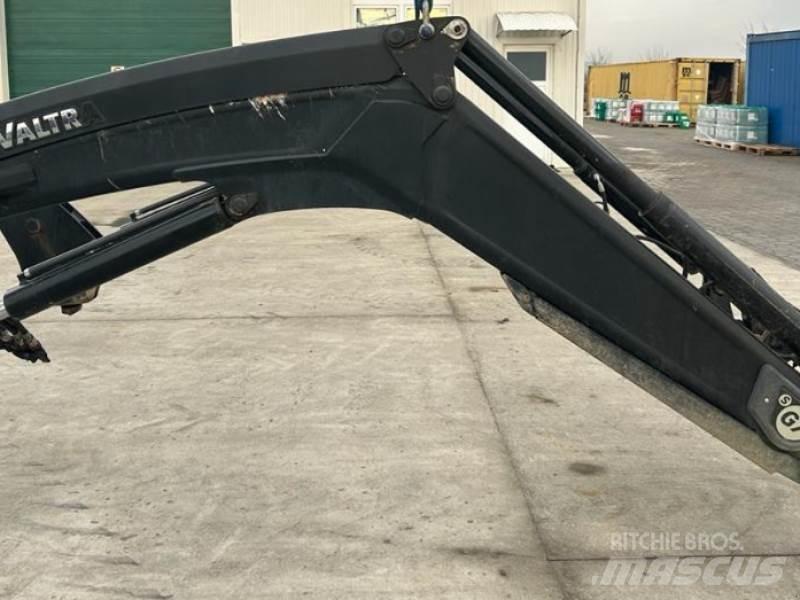 Valtra T234 A Traktoriai