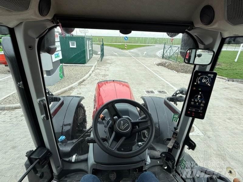 Valtra T235A Traktoriai