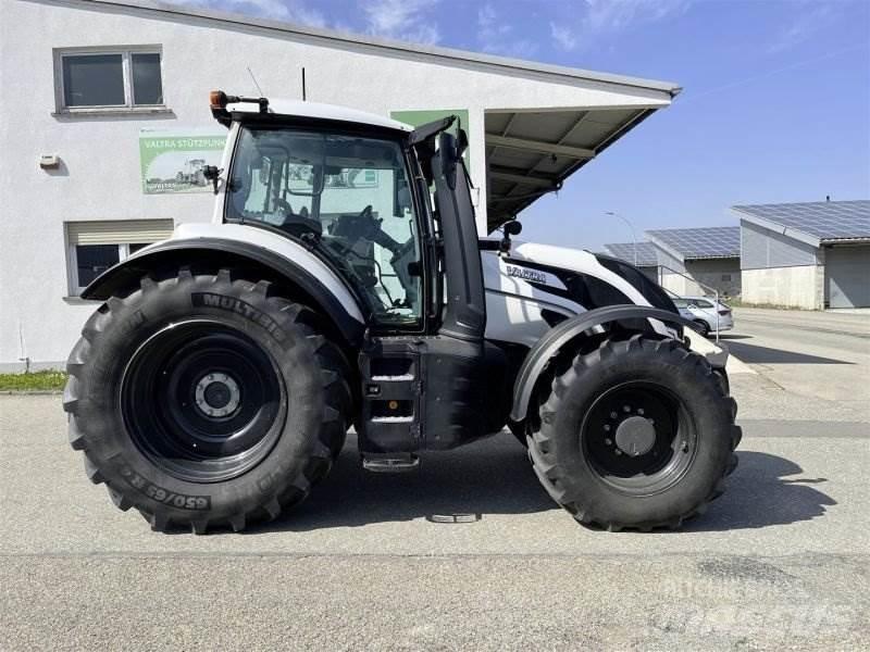 Valtra T235D Traktoriai