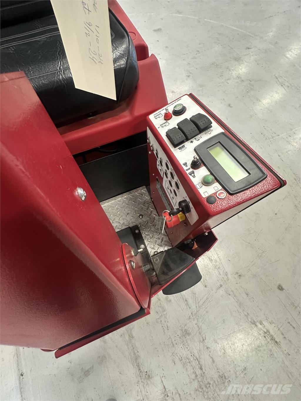 Factory Cat GTX 34-C Krovimas/Kėlimas - Kita