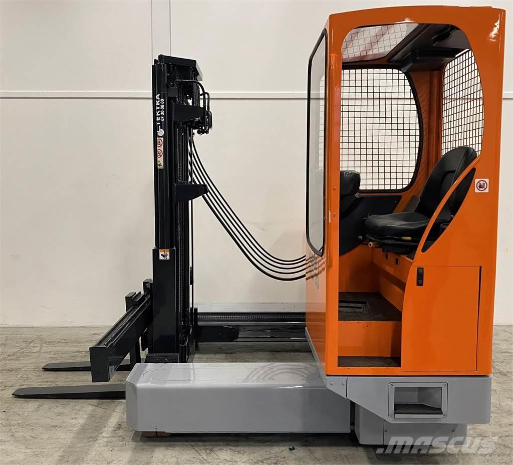Hubtex MQ 30 AC Šakiniai krautuvai su privažiavimu iš visų keturių pusių