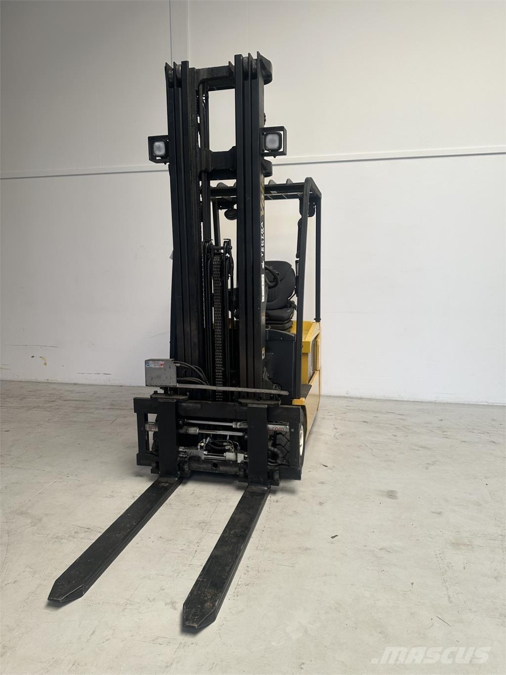 Yale ERP16ATF AC (SWB) Elektriniai šakiniai krautuvai