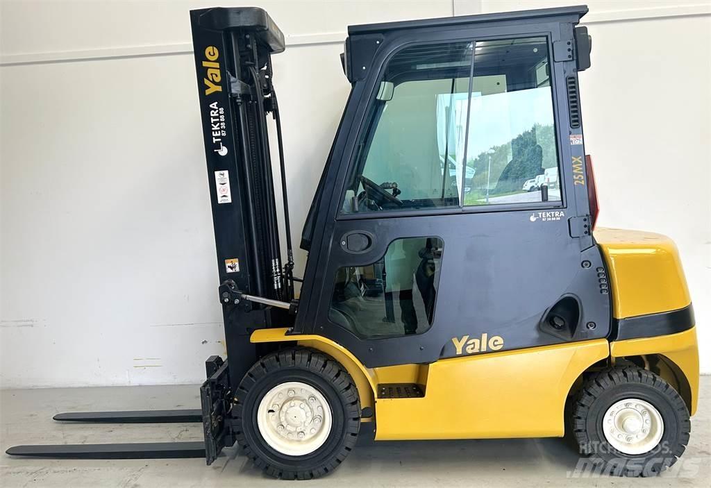 Yale GDP25MX Dyzeliniai krautuvai
