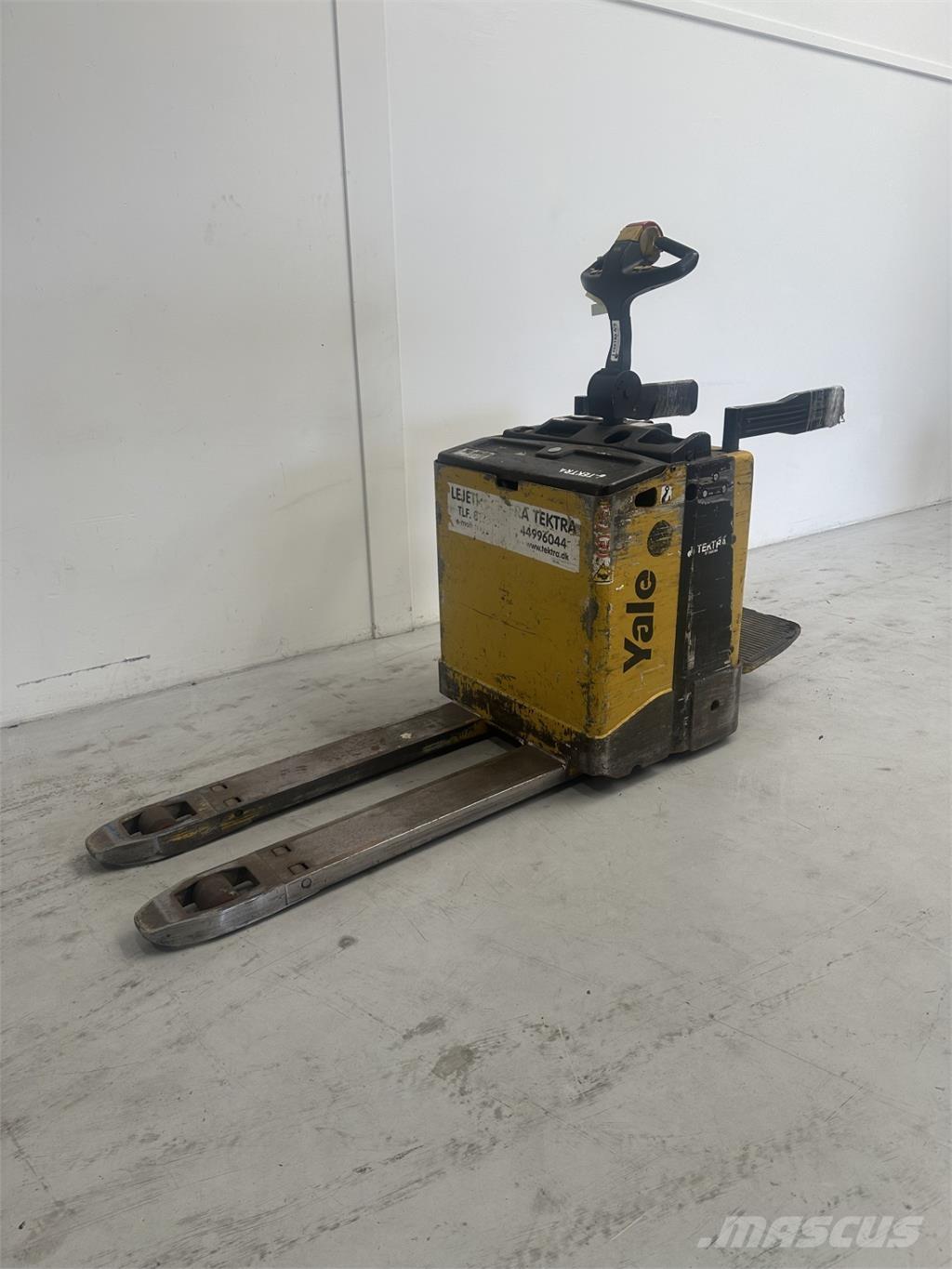 Yale MP20X - 300 AH Žemų aukščių keltuvai su platforma