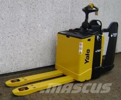 Yale MP20X - 400 AH Žemų aukščių keltuvai su platforma
