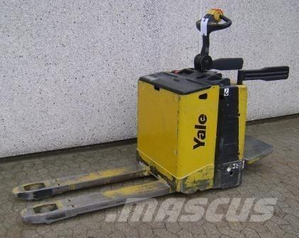 Yale MP20X - 400 AH Žemų aukščių keltuvai su platforma