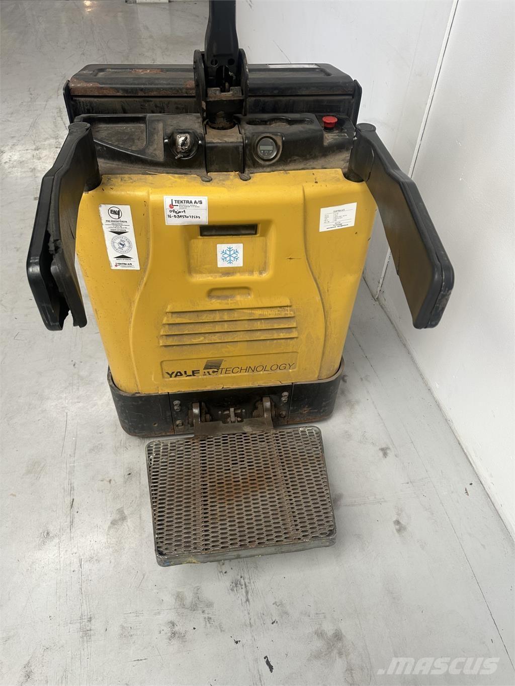 Yale MP20X FBW - 400 AH Žemų aukščių keltuvai su platforma