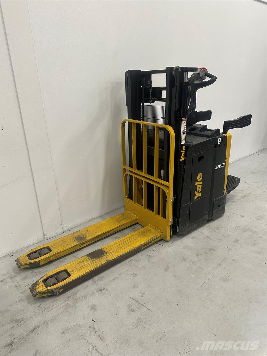 Yale MP20XD Savaeigiai rietuvai