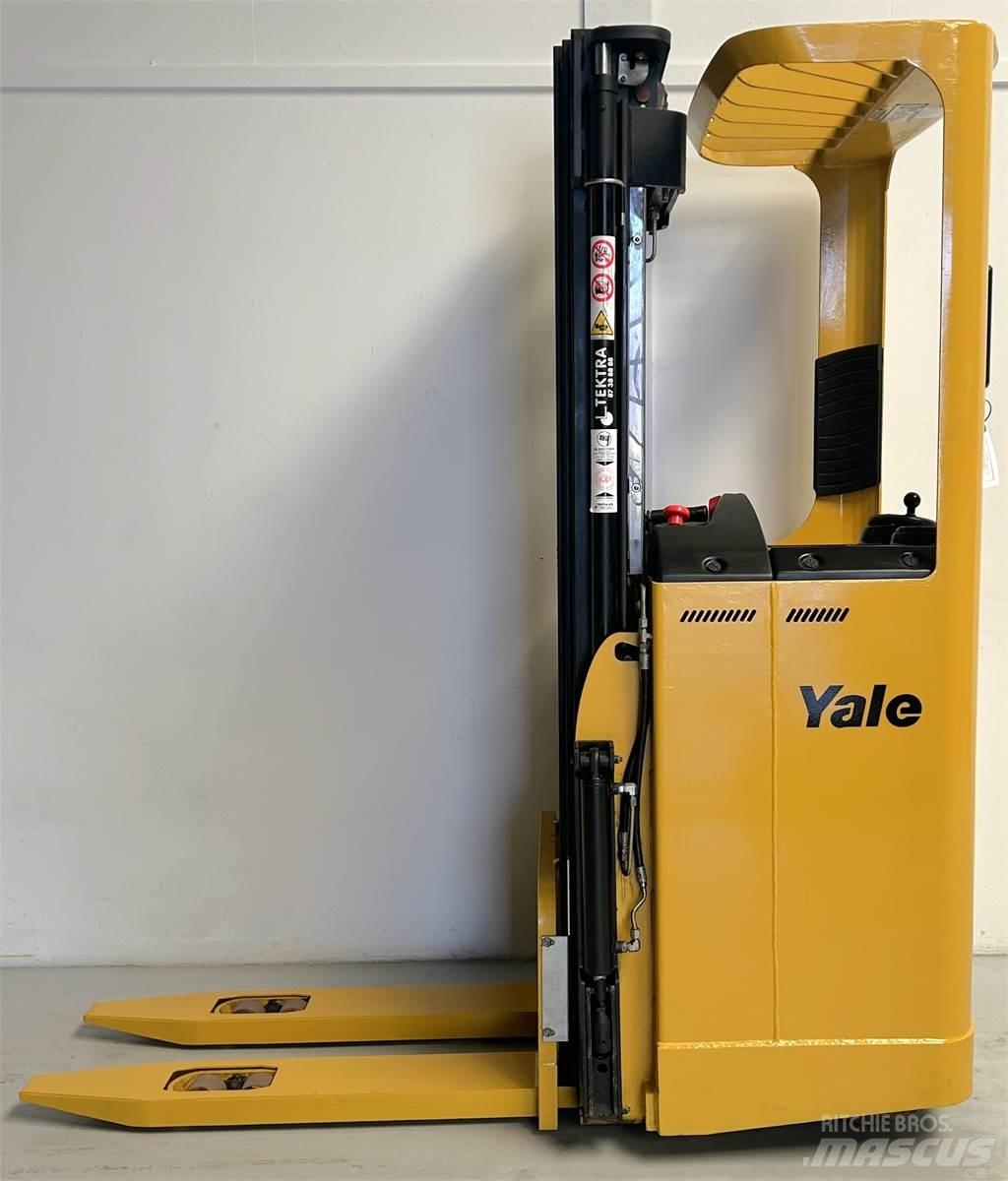 Yale SMS12S Savaeigiai rietuvai