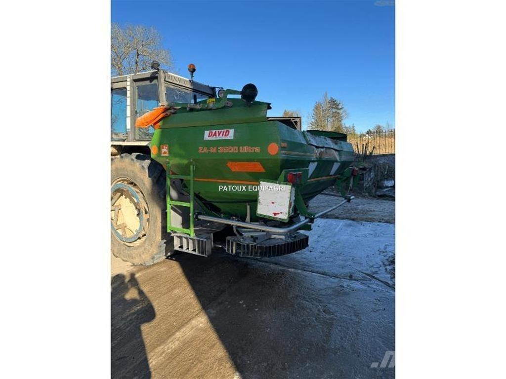 Amazone ZAM ULTRA Mineralinių trąšų barstytuvai
